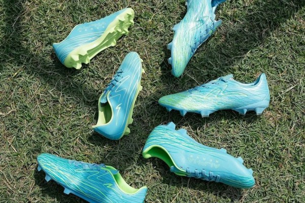 10 Recommendations for the Best Specs Football Shoes, Cheap and Cool!